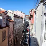 Your floor in Bairro Alto